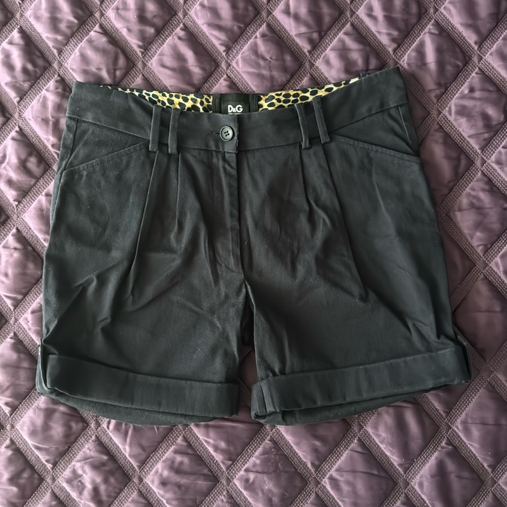 Dolce&Gabbano women’s cargo shorts size 40